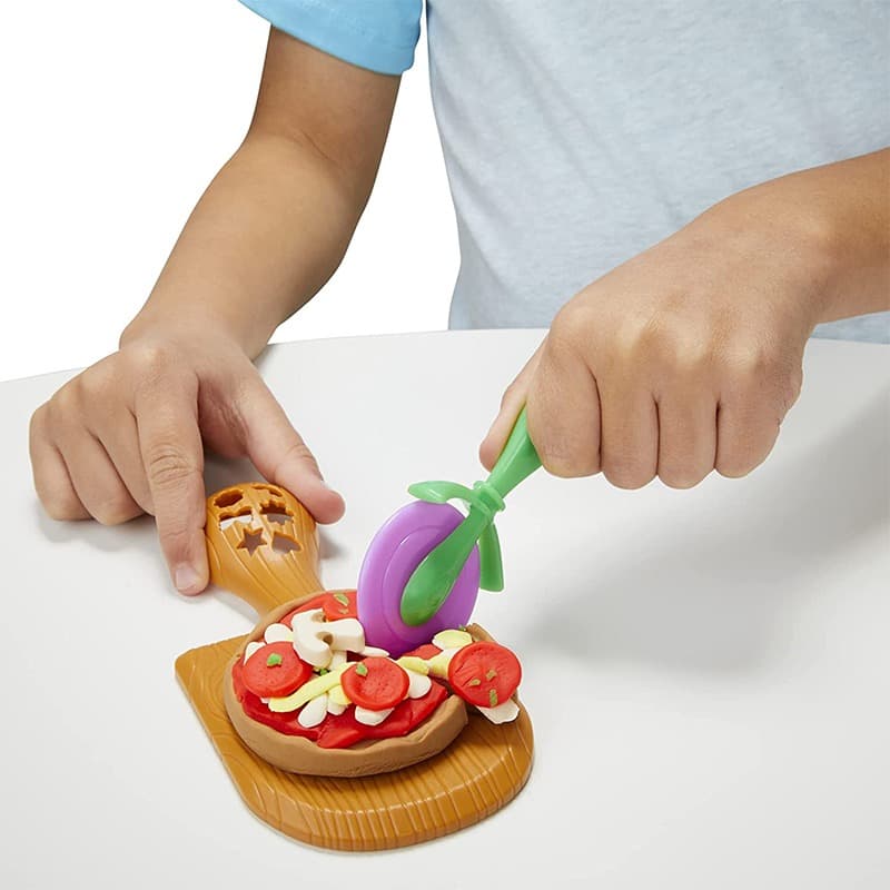 Play-Doh Creations Pizza Oven Playset thumbnail 3