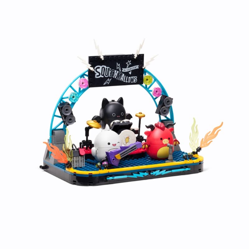 BLDR - Squishmallows Building Set Squish Tour Concert With Emily, Jarik & Gordon thumbnail 3