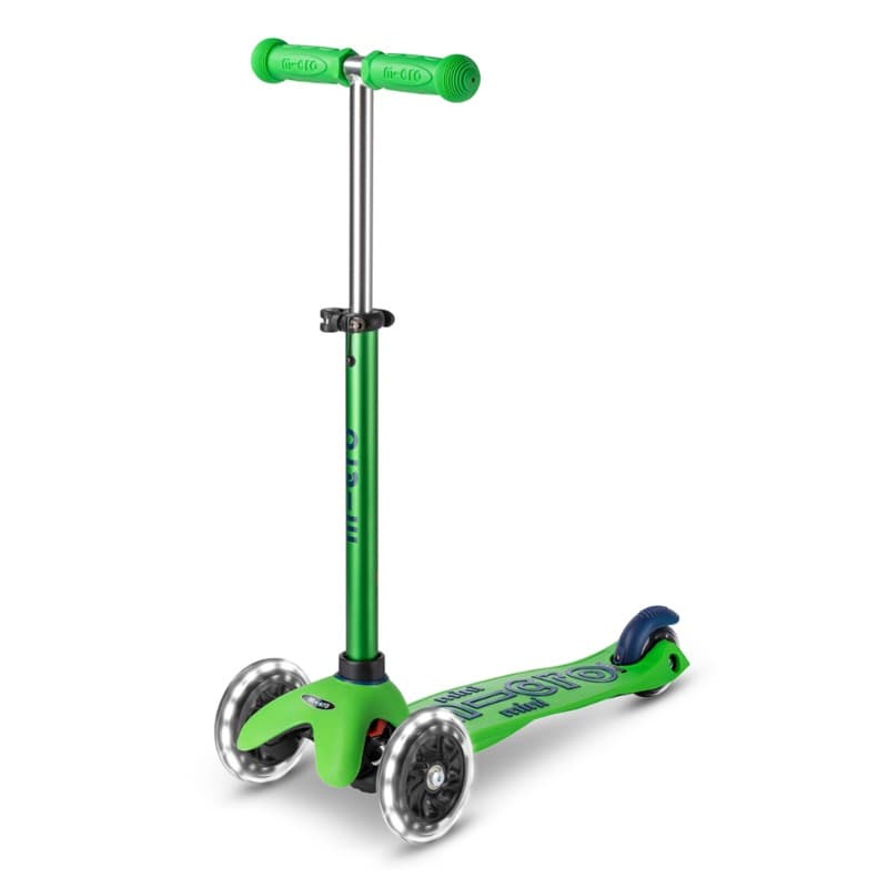 Micro Maxi Mini Micro Deluxe LED Scooter - Green thumbnail 4